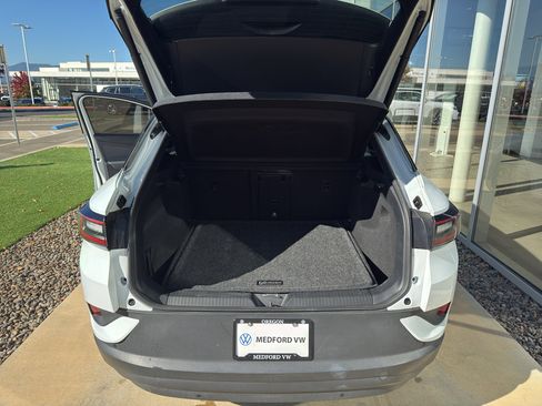 Used 2022 Volkswagen ID.4 Pro S image 15