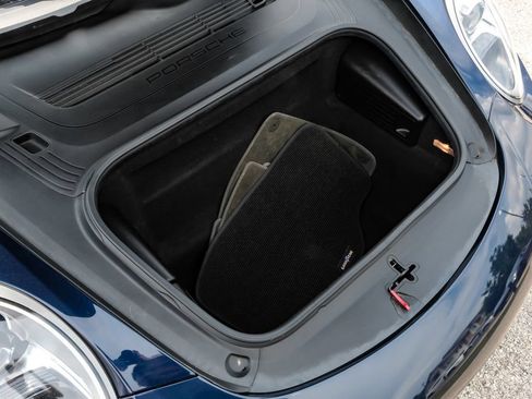 Used 2019 Porsche 911 Carrera RWD image 54