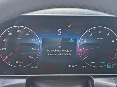 Used 2026 Mercedes-Benz GLC 300 image 10