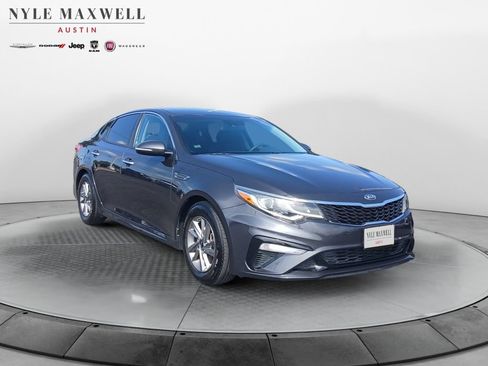 Used 2019 Kia Optima LX FWD image 2