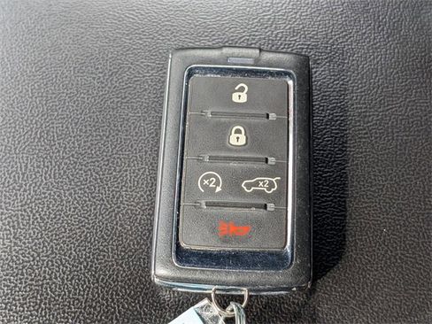 Certified 2023 Jeep Grand Cherokee Altitude image 32