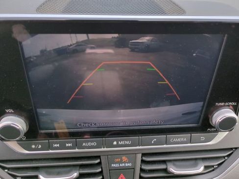 Used 2024 Nissan Altima 2.5 SR AWD/4WD image 14
