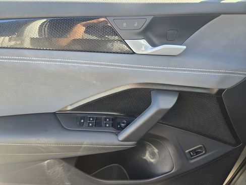 New 2026 Volkswagen Tiguan SE R-Line image 28