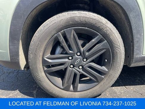 Certified 2024 Chevrolet Trax ACTIV w/ Sunroof Package FWD image 5