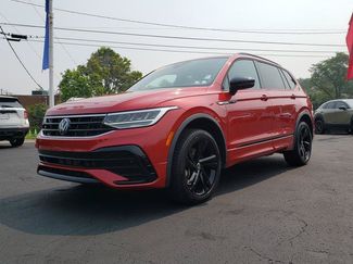 Used 2024 Volkswagen Tiguan SE R-Line AWD/4WD video 3