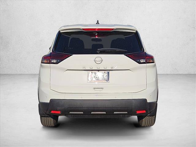 Used 2024 Nissan Rogue S FWD image 7