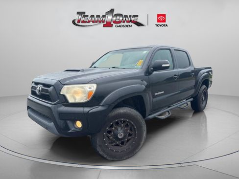 Used 2013 Toyota Tacoma 4x4 Double Cab w/ TRD Sport Pkg image 5