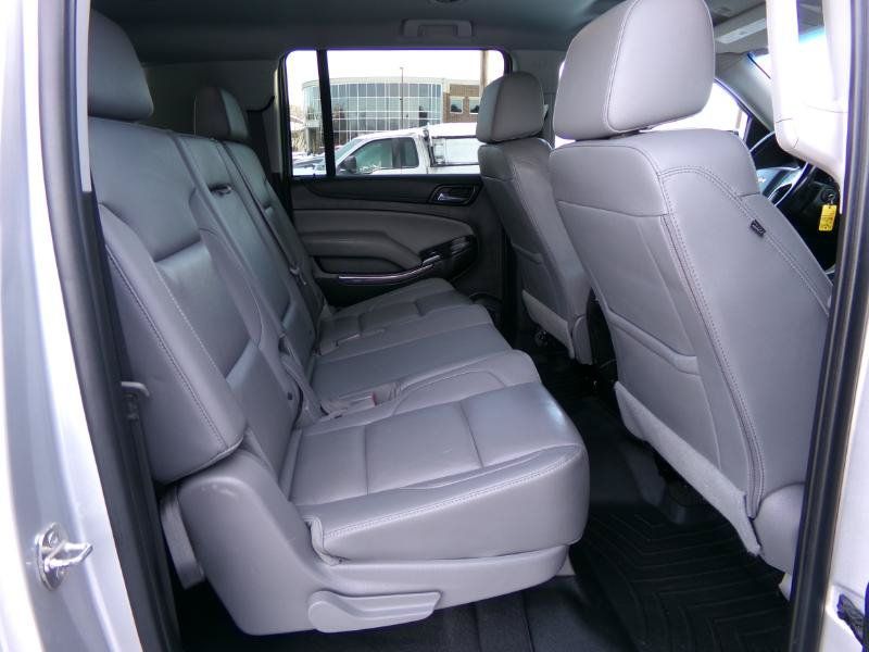 Used 2019 Chevrolet Suburban LT AWD/4WD image 43