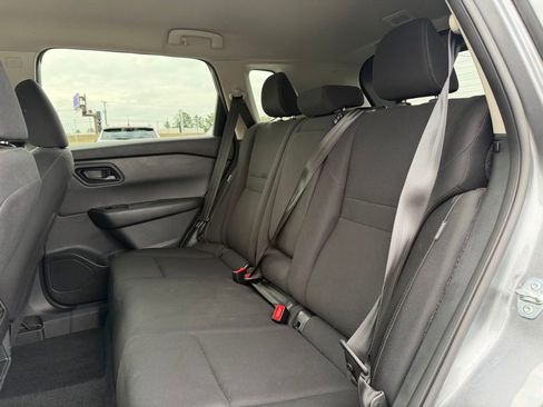Used 2024 Nissan Rogue S FWD image 25