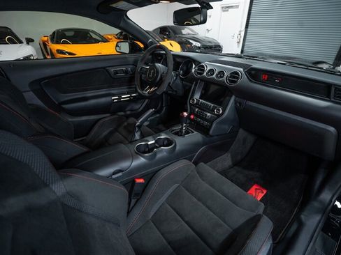 Used 2018 Ford Mustang Shelby GT350R w/ GT350R Equipment Group 920A RWD image 30