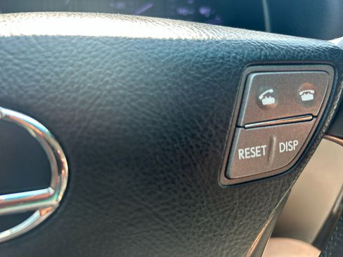 Used 2011 Lexus LS 460 image 25