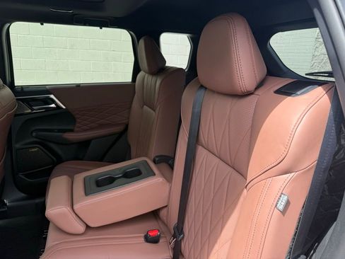 New 2026 Mitsubishi Outlander SEL image 26