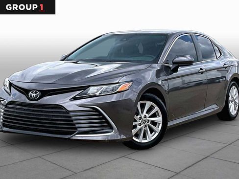 Used 2023 Toyota Camry LE FWD image 1
