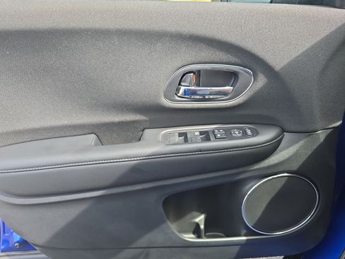 Used 2021 Honda HR-V EX image 24
