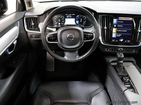 Used 2020 Volvo V90 T6 Cross Country w/ Protection Package Premier image 15