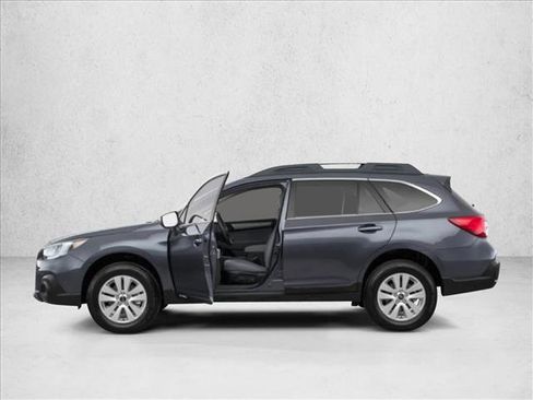 Used 2019 Subaru Outback 2.5i Premium image 9