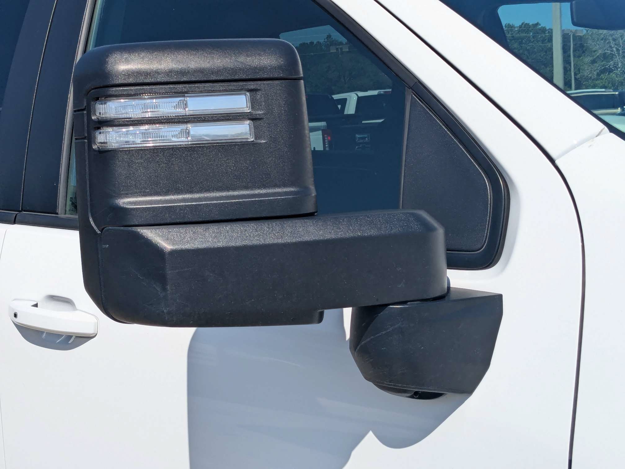 Used 2025 Chevrolet Silverado 2500 LT w/ Convenience Package AWD/4WD image 12