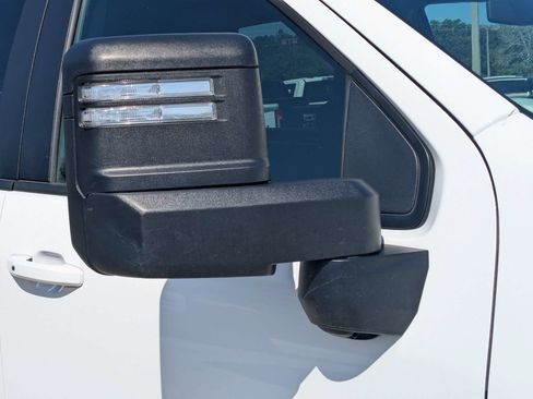Used 2025 Chevrolet Silverado 2500 LT w/ Convenience Package AWD/4WD image 12