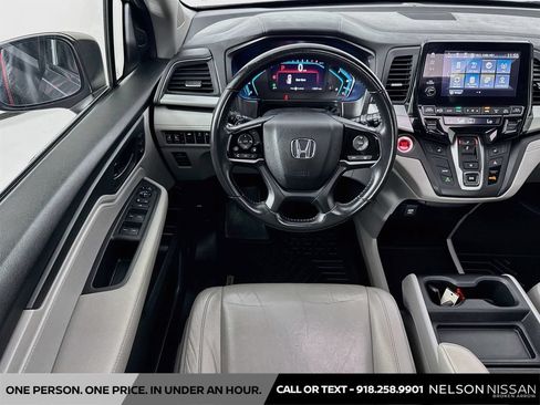 Used 2018 Honda Odyssey EX-L image 22