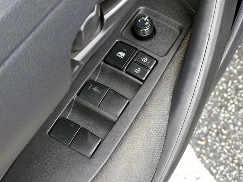 Used 2022 Toyota Corolla LE FWD image 24