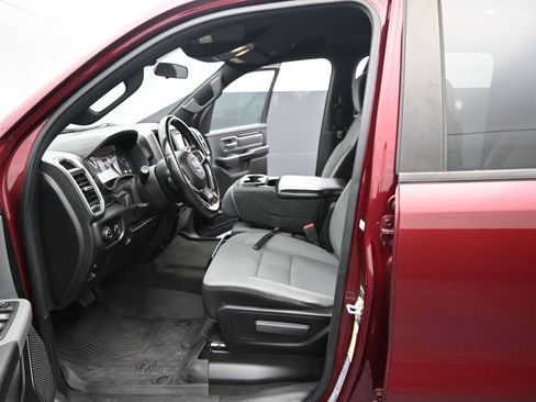 Used 2021 RAM 1500 Big Horn AWD/4WD image 10