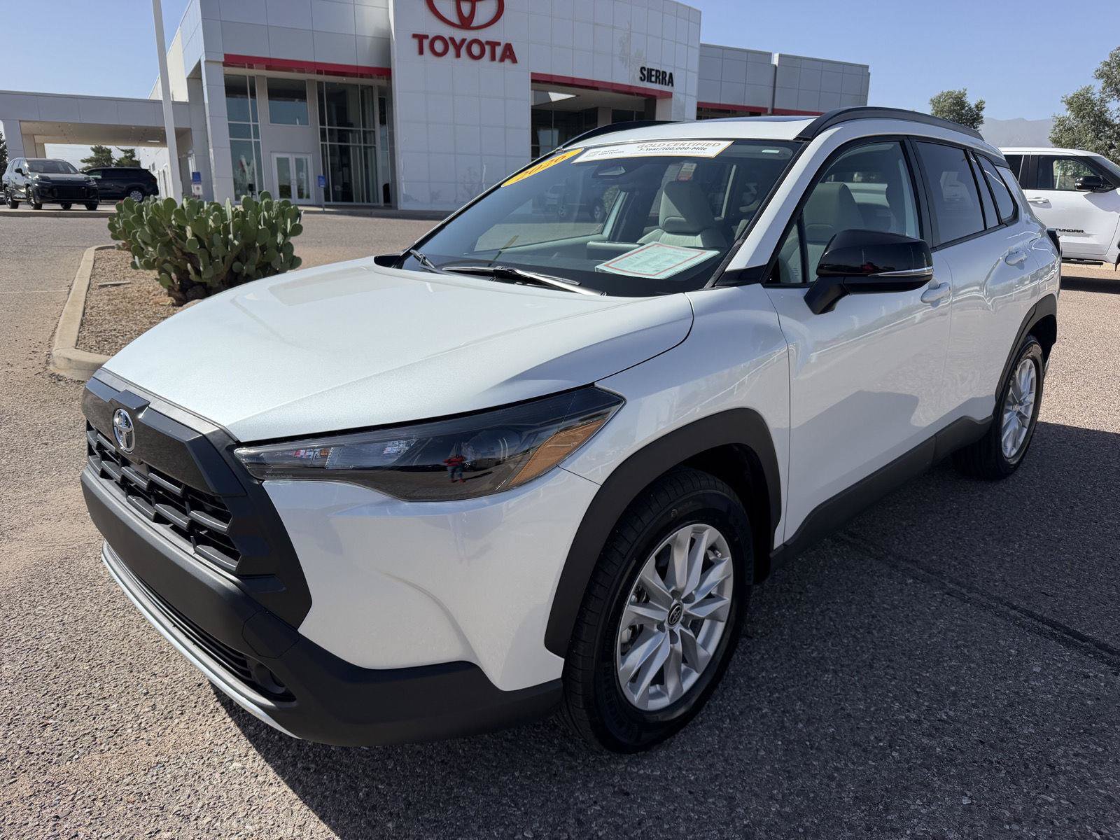 Used 2026 Toyota Corolla Cross LE w/ Moonroof Package FWD image 1