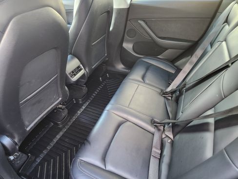 Used 2021 Tesla Model Y 2WD image 22