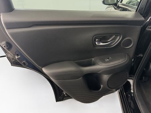 Used 2025 Honda HR-V EX-L image 27