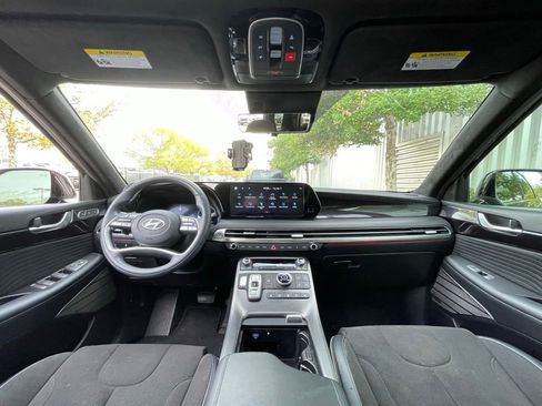 Used 2025 Hyundai Palisade Calligraphy AWD/4WD image 31