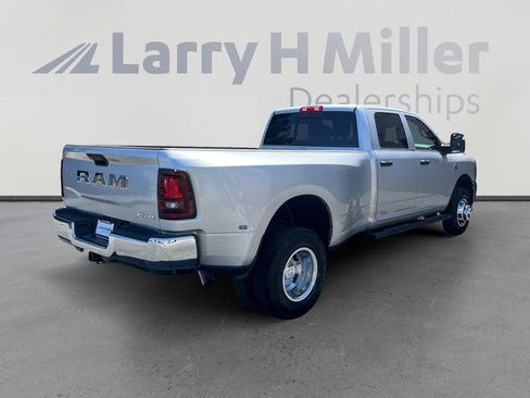 New 2026 RAM 3500 Tradesman AWD/4WD image 5