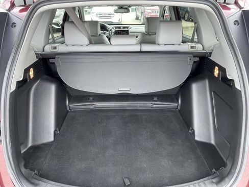 Used 2018 Honda CR-V Touring image 9