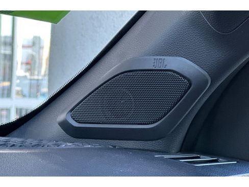 Used 2025 Toyota Tacoma TRD Sport image 19