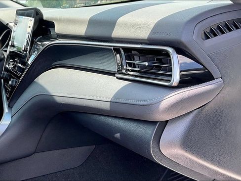Used 2021 Toyota Camry LE w/ Protection Package (Q2) (TMS) FWD image 15