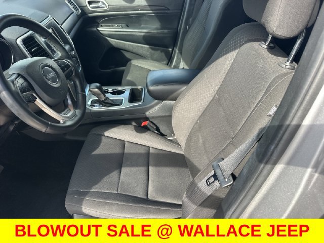 Certified 2021 Jeep Grand Cherokee Laredo RWD image 19