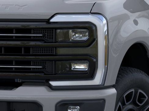New 2026 Ford F250 Platinum w/ FX4 Off-Road Package AWD/4WD image 18