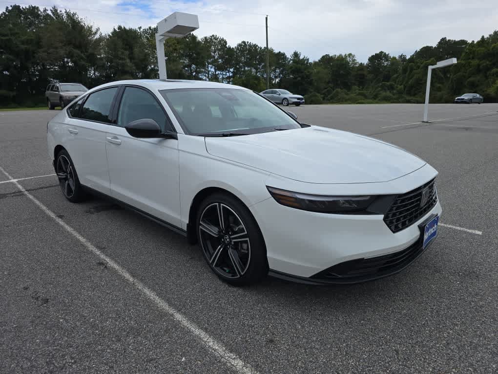 Used 2026 Honda Accord SE image 3