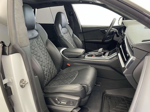 Used 2021 Audi SQ8 Prestige AWD/4WD image 19