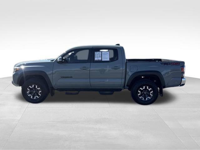 Used 2023 Toyota Tacoma TRD Off-Road AWD/4WD image 2