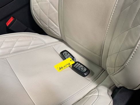 Used 2018 Ford Explorer Platinum AWD/4WD image 20