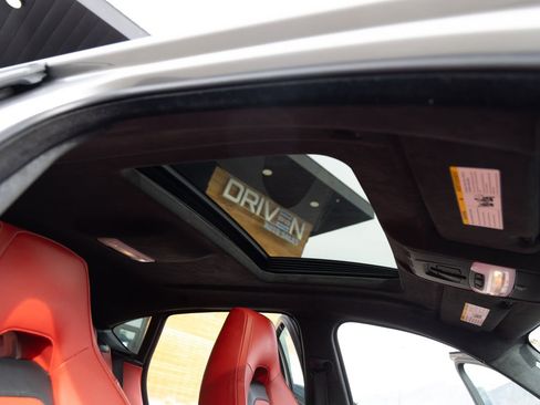 Used 2015 BMW X6 M image 28