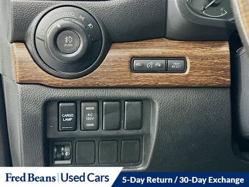 Used 2021 Nissan Titan Platinum Reserve w/ Moonroof Package image 12