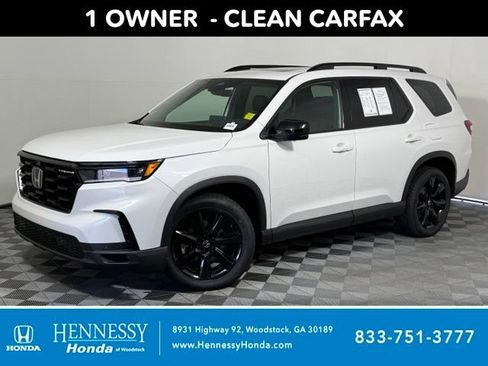Used 2025 Honda Pilot Black Edition image 1