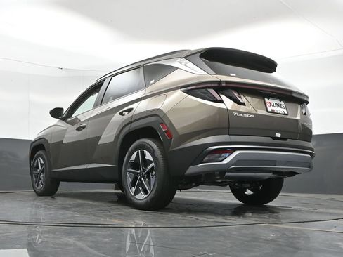 Used 2025 Hyundai Tucson SEL AWD/4WD image 52
