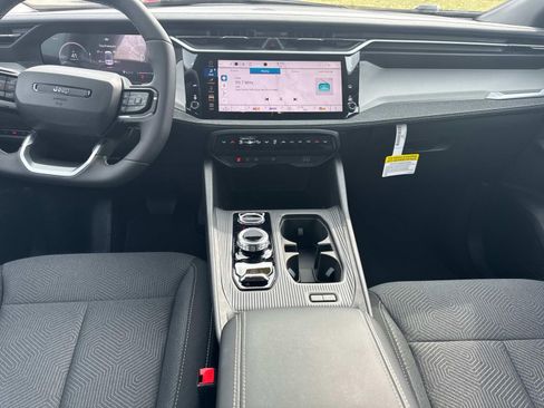New 2026 Jeep Cherokee Overland AWD/4WD image 19