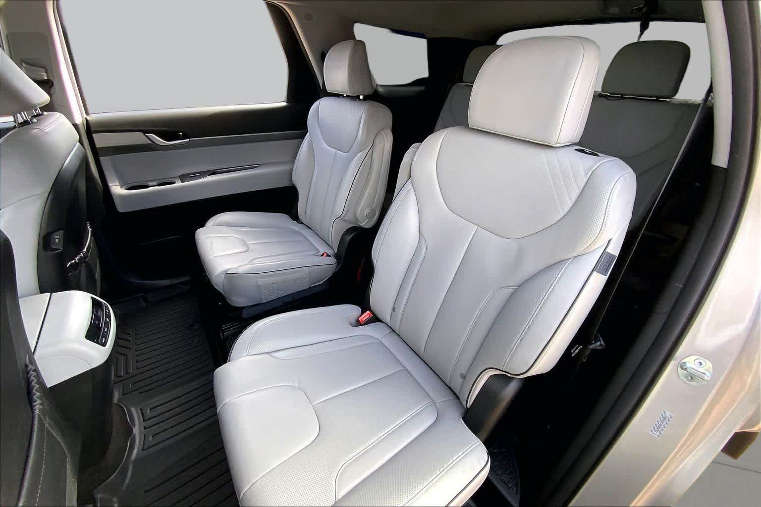 Used 2024 Hyundai Palisade SEL FWD image 20