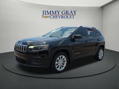 Used 2021 Jeep Cherokee Latitude FWD image 1