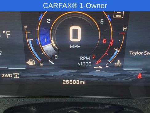 Certified 2026 Chevrolet Traverse LT AWD/4WD image 13