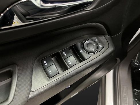 Used 2024 Chevrolet Equinox RS w/ RS Leather Package image 28