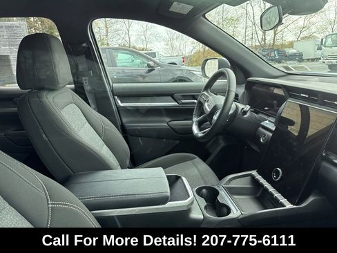 Used 2026 GMC Terrain Elevation AWD/4WD image 3