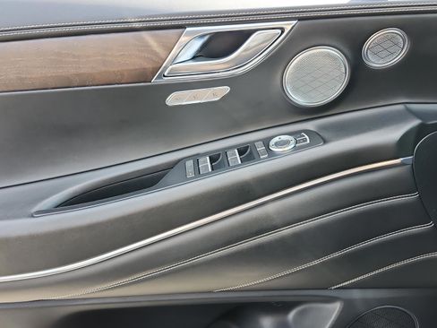 Used 2023 Genesis GV80 2.5T w/ Prestige Package image 31